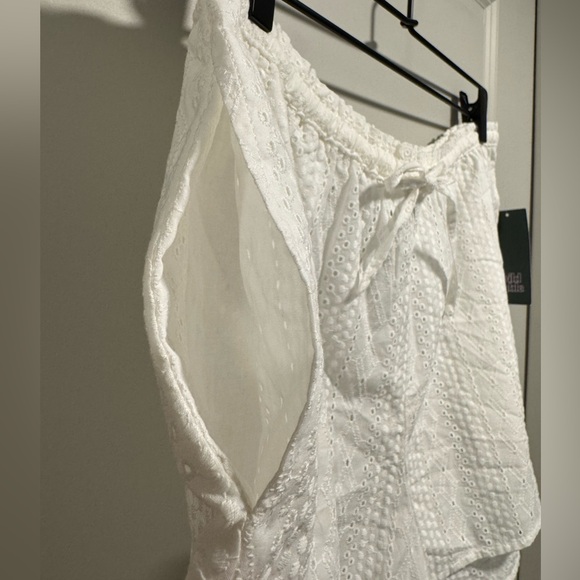 Wild Fable White Eyelet Shorts - Picture 3 of 4